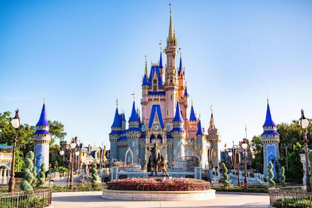 Disney'S All-Star Sports Resort Celebration Exterior photo